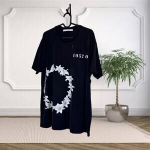 ✨ Givenchy Black 1952 0 Flower Graphic Tee ✨